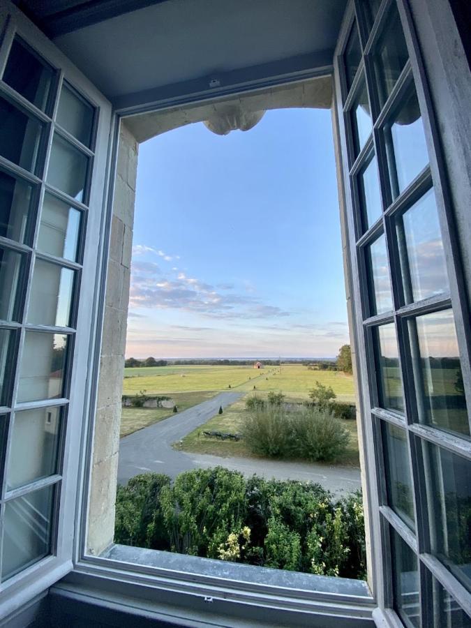 Hotel Particulier Chateau Des Marais Proximite Et Vue Sur Le Lac De Grand Lieu Saint-Philbert-de-Grand-Lieu 외부 사진