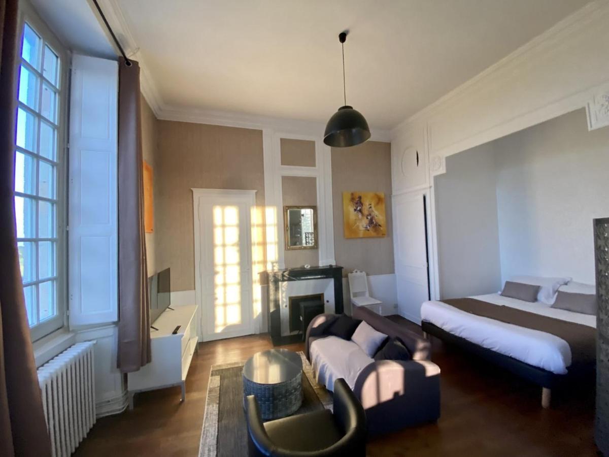 Hotel Particulier Chateau Des Marais Proximite Et Vue Sur Le Lac De Grand Lieu Saint-Philbert-de-Grand-Lieu 외부 사진