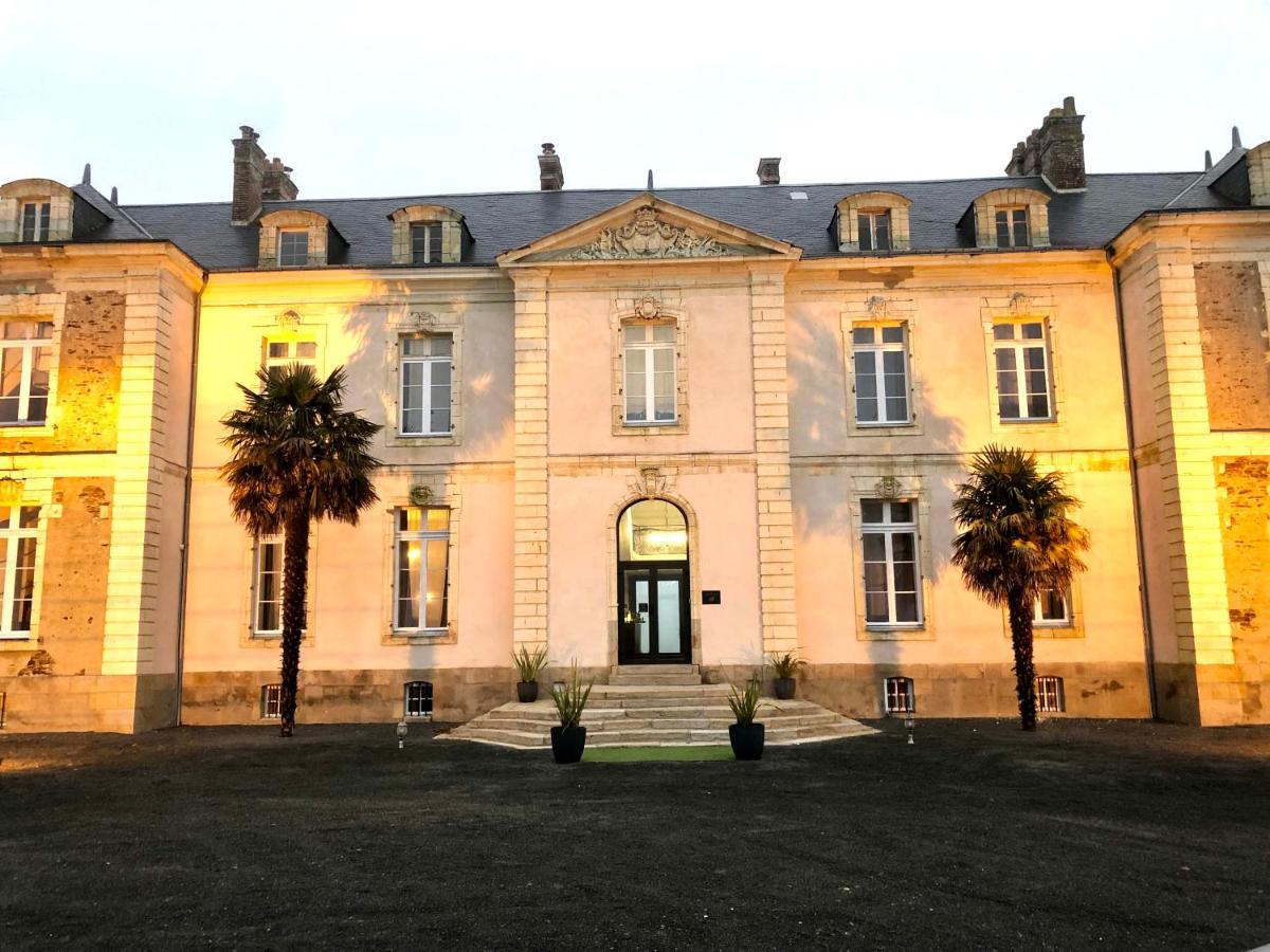 Hotel Particulier Chateau Des Marais Proximite Et Vue Sur Le Lac De Grand Lieu Saint-Philbert-de-Grand-Lieu 외부 사진